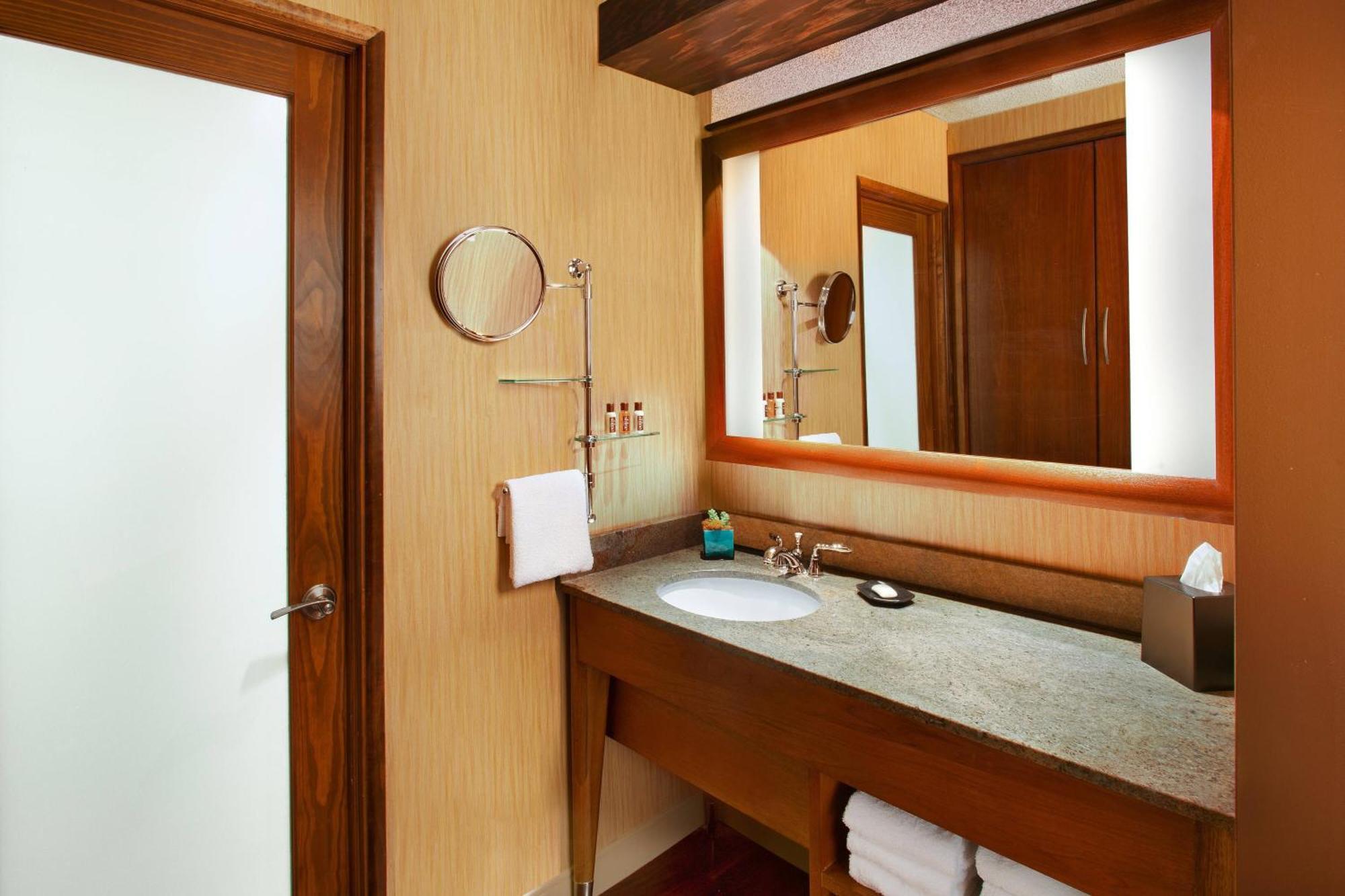 Sheraton Albuquerque Airport Hotel Eksteriør bilde